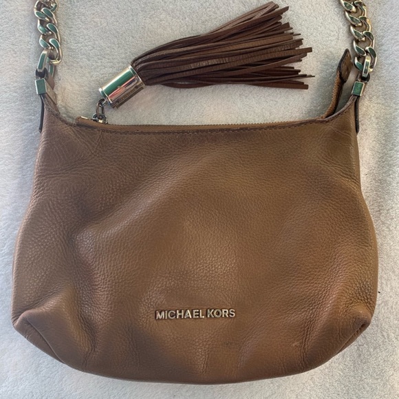 women michael kors shoulder bag